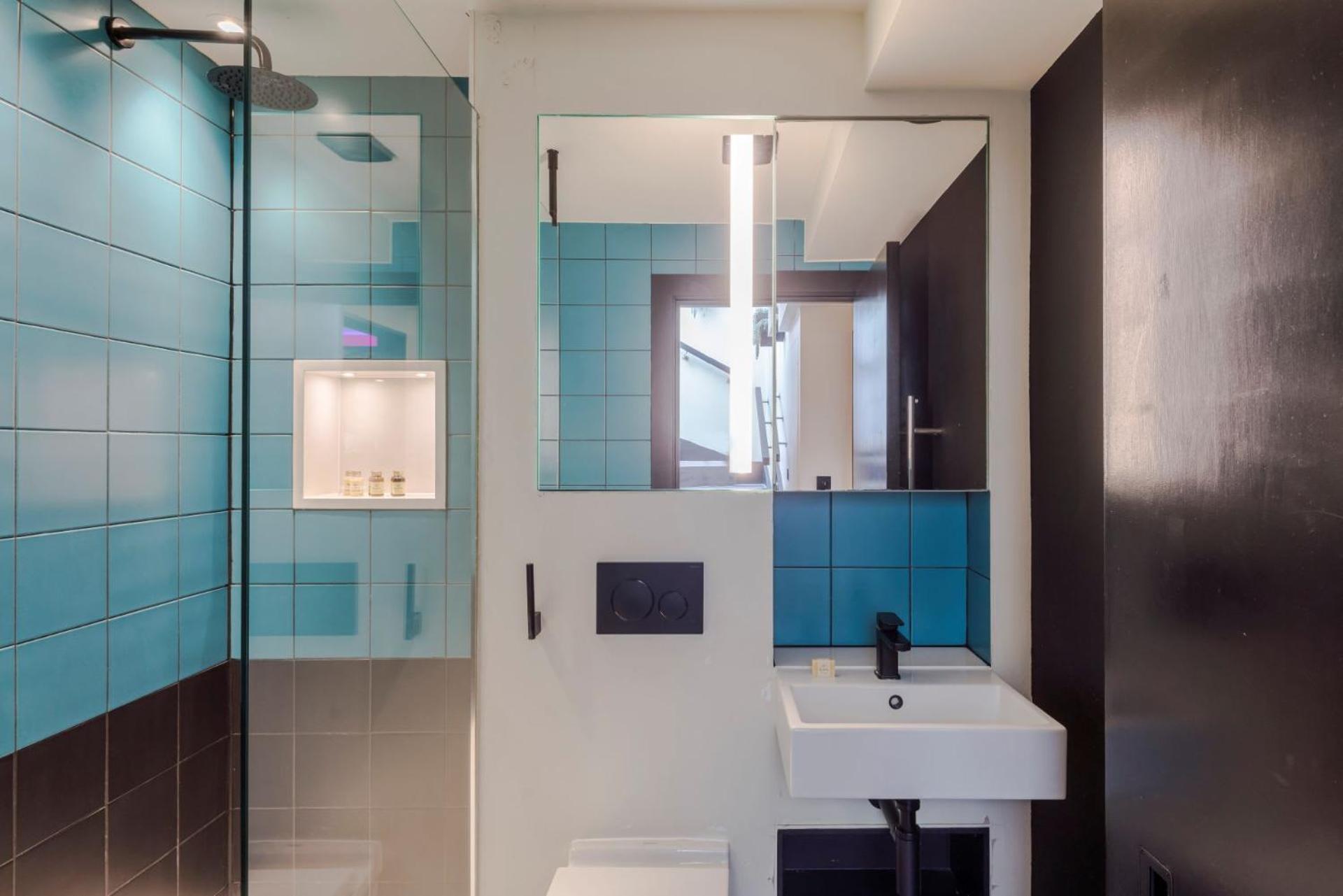 The Influencer Suite - Soho - By Frankie Says London Luaran gambar