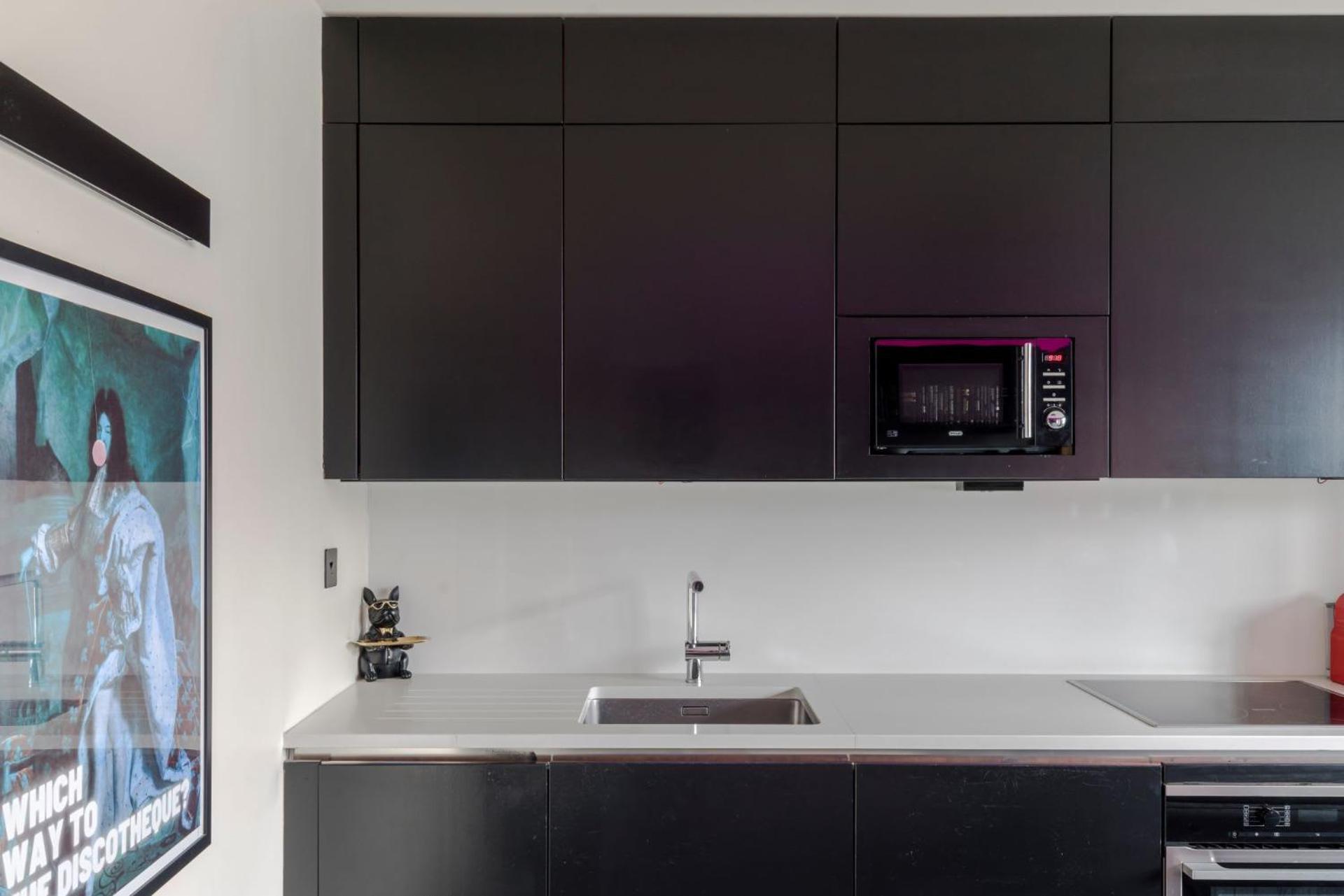 The Influencer Suite - Soho - By Frankie Says London Luaran gambar